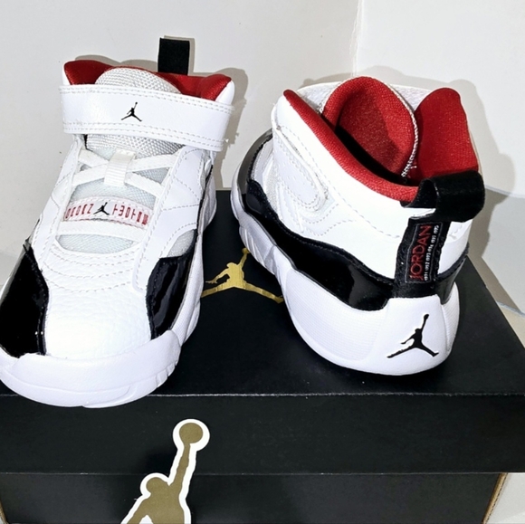 Jordan Jumpman Two Trey Lifestyle/SummerBasketball Shoes Size 7C Toddler For - Picture 3 of 11